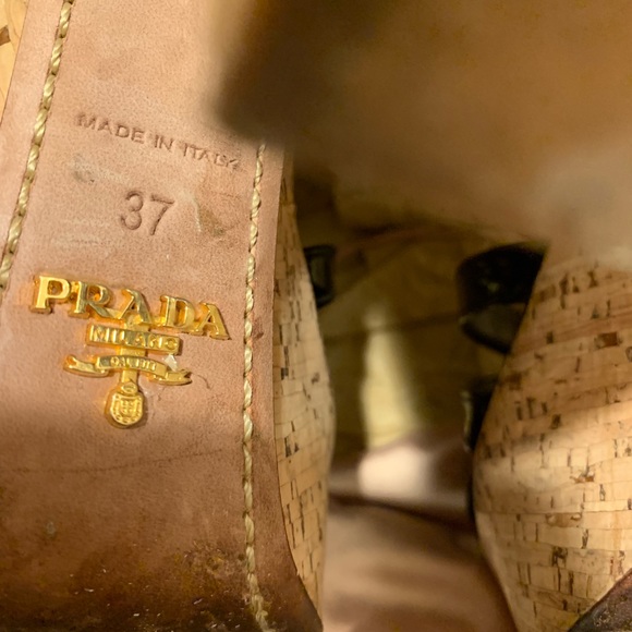 Prada shoes , wedged heels - Picture 4 of 8